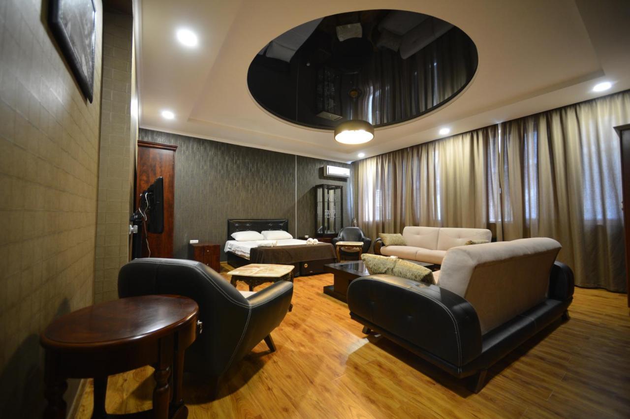 Green Hotel Batumi Luaran gambar