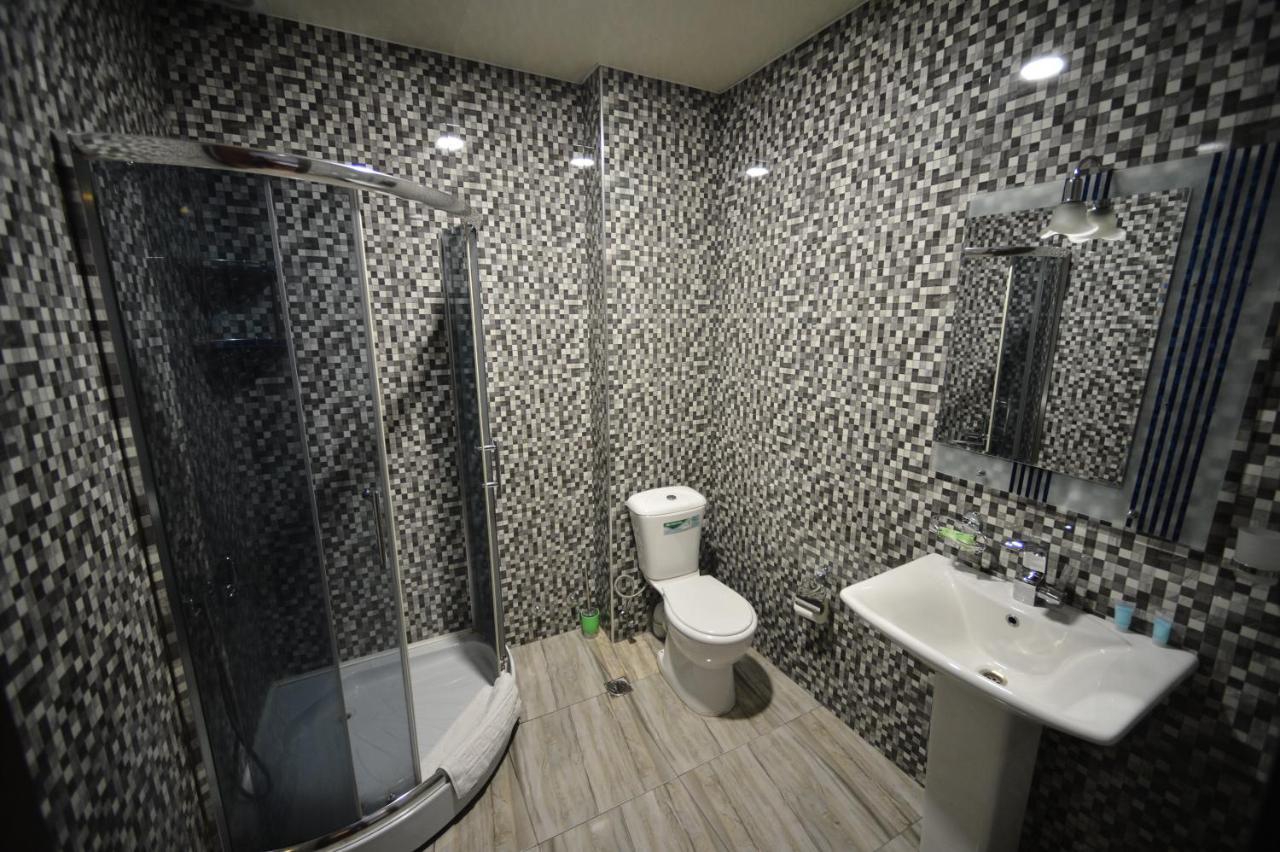 Green Hotel Batumi Luaran gambar