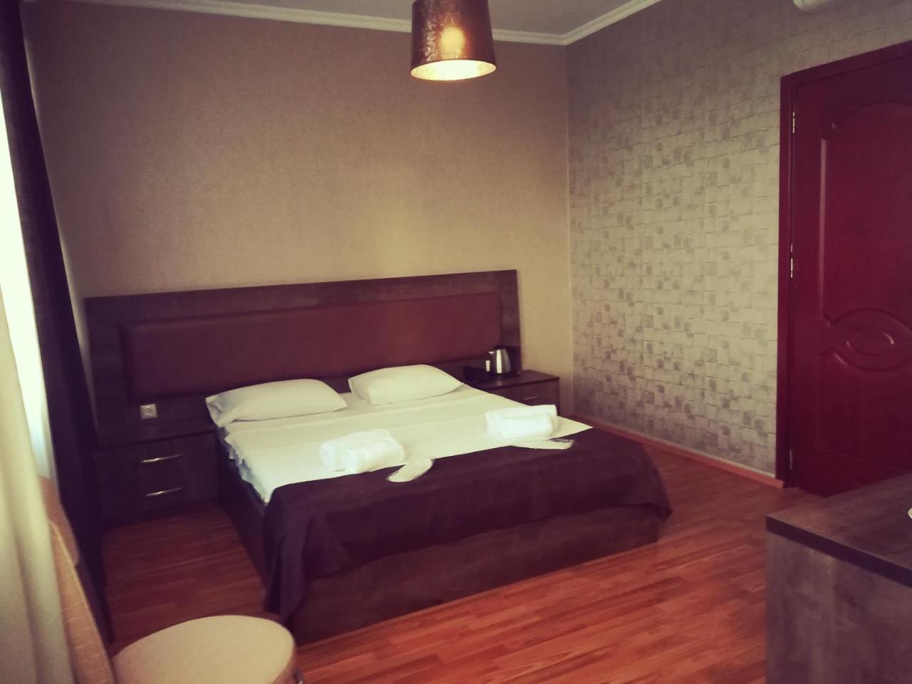 Green Hotel Batumi Luaran gambar