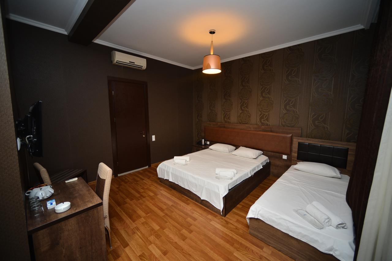 Green Hotel Batumi Luaran gambar