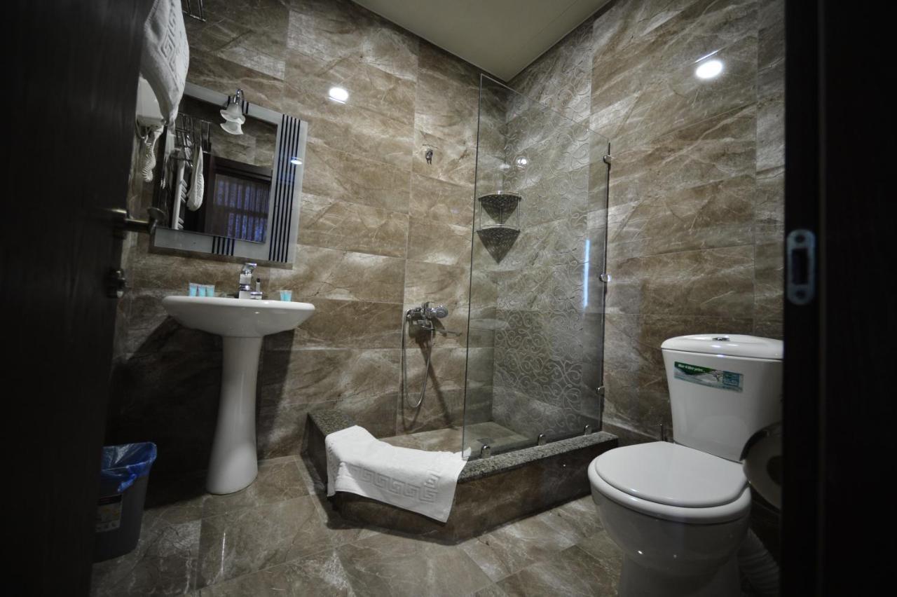 Green Hotel Batumi Luaran gambar