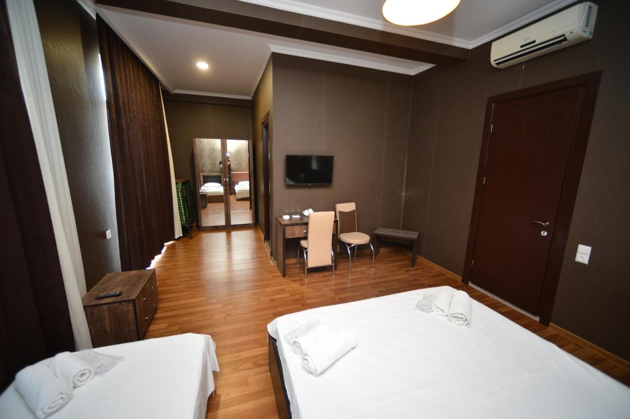 Green Hotel Batumi Luaran gambar