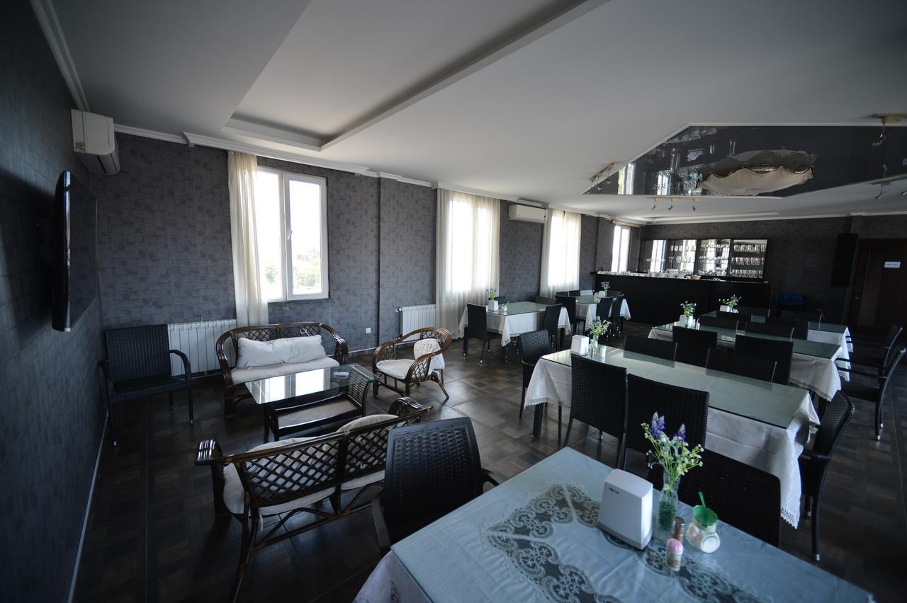 Green Hotel Batumi Luaran gambar
