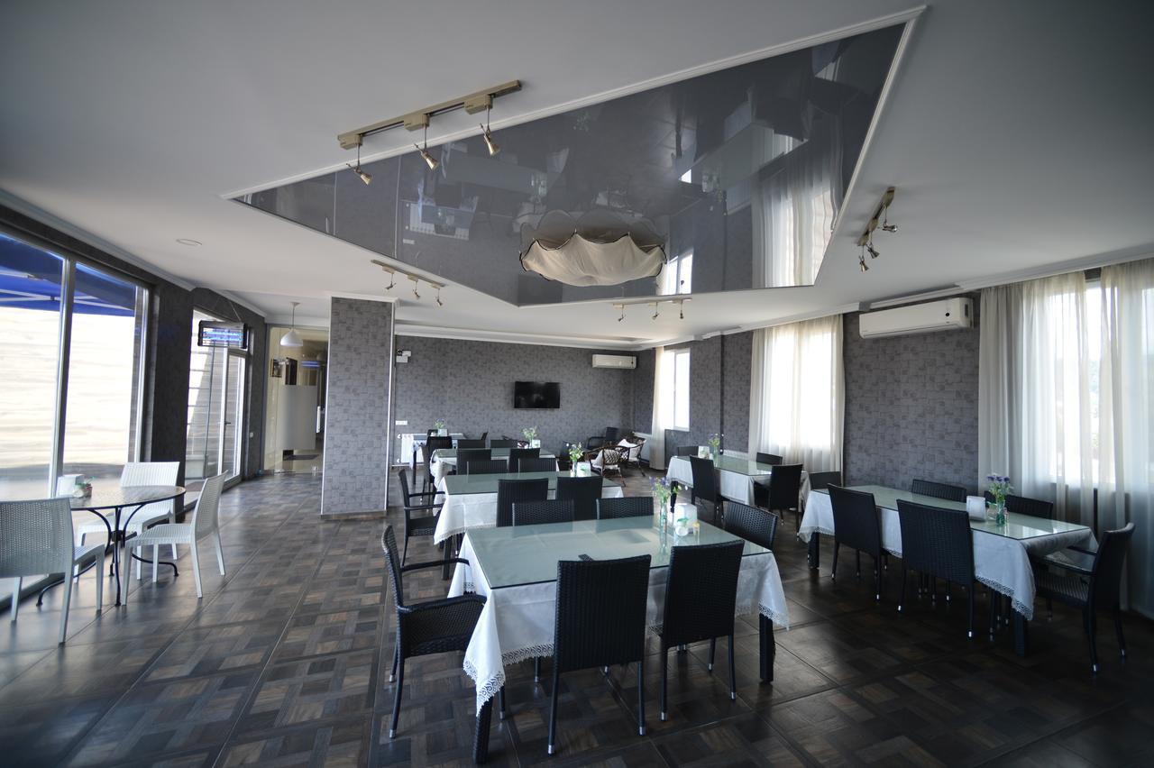 Green Hotel Batumi Luaran gambar